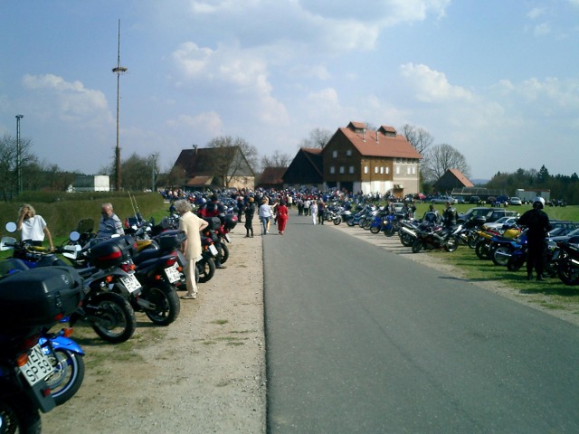 File:Motorcycle meet.jpg