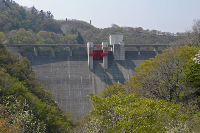 File:Dam 2008.jpg