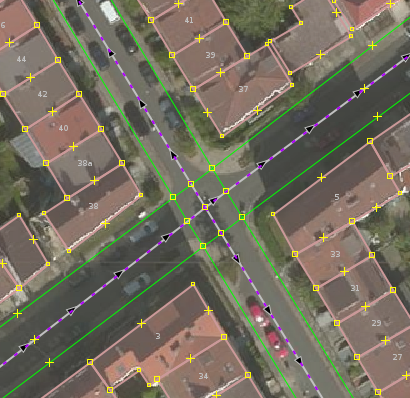 File:Neverdo sidewalks mapped as way.png