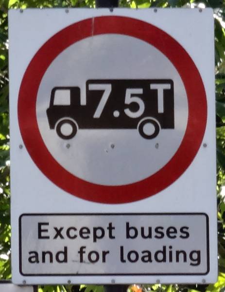 File:Maxweight except buses and for loading.jpg