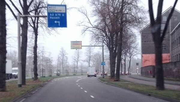 Bewegwijzering A2 Maastricht.jpg