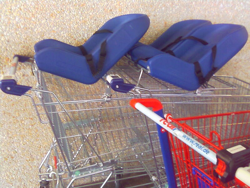 File:Trolley for baby.jpg