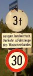 Road sign maximum weight 3t except agricultural traffic.jpg
