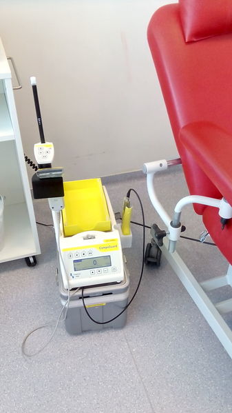 File:Blood donation device.jpg