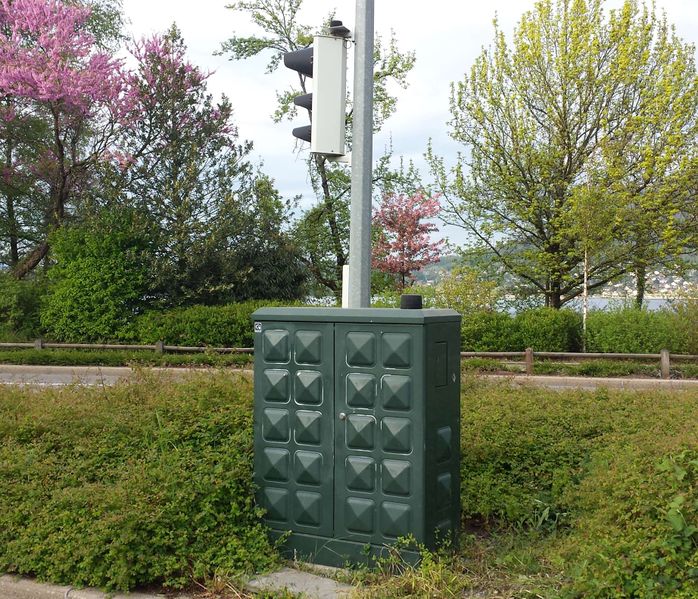 File:French traffic lights controller.jpeg