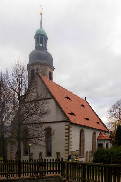 File:2014 Kirche in Kreischa.jpg