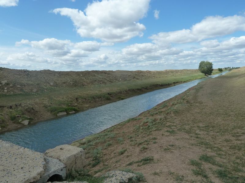 File:Irrigation canal.JPG