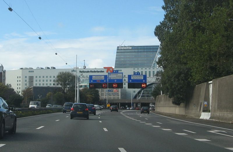 File:A12 Den Haag junction 2 and 3.jpg