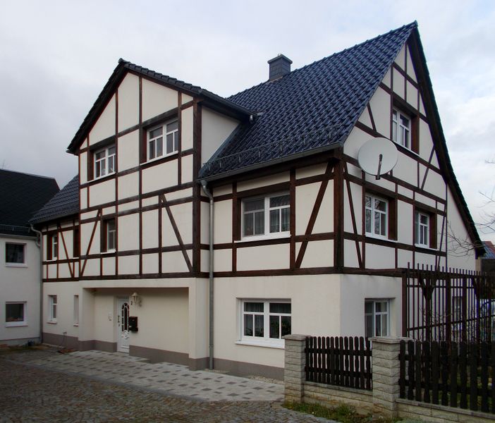 File:2014 Grumbach Fachwerkhaus Brunnenweg.jpg