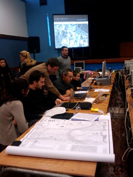 File:France-Génissac-20120121-mapping party.jpg