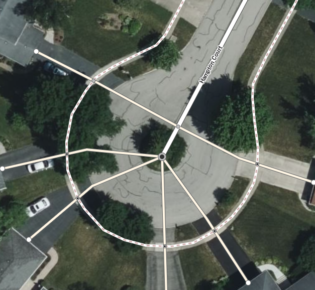 File:Driveways mapped appropriately at a cul-de-sac .png