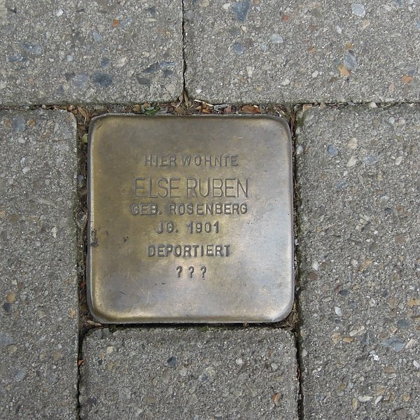 File:Stolpersteine in Bochum 055.jpg