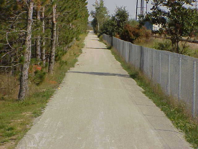 File:Gravel path-3m.jpg