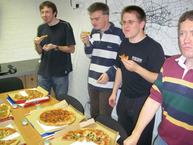 File:2nd-hack-weekend-2008-pizza1.jpg