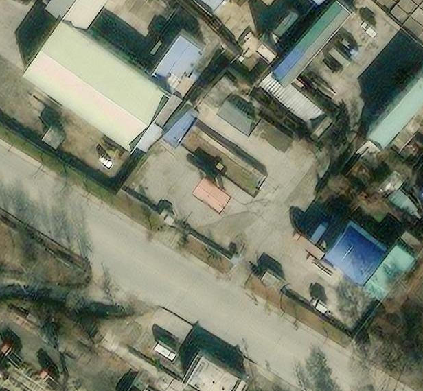 File:Gas station 39.00087 125.70329 - North Korea, Esri.png