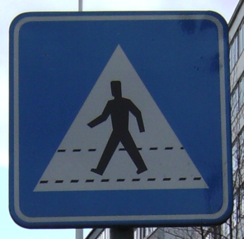 File:Belgium-trafficsign-f49.jpg