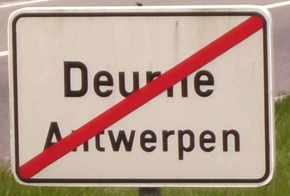 File:Belgium-trafficsign-f3a.jpg
