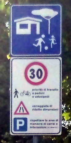 File:Sample Living Street sign in Italy.JPG