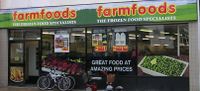 Farmfoods shopfront.jpg