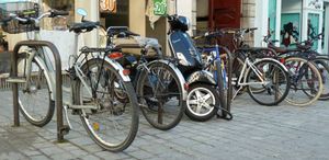 Attache vélo en centre-ville
