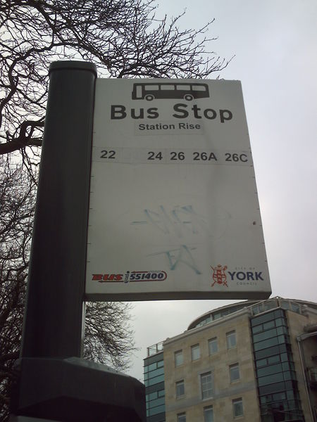 File:York-std-bus.JPG