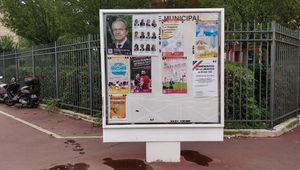 Panneau d'information, ville de Montrouge.jpg