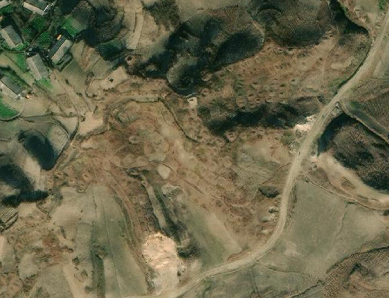 File:Landuse cemetery 3 - North Korea, Maxar.png