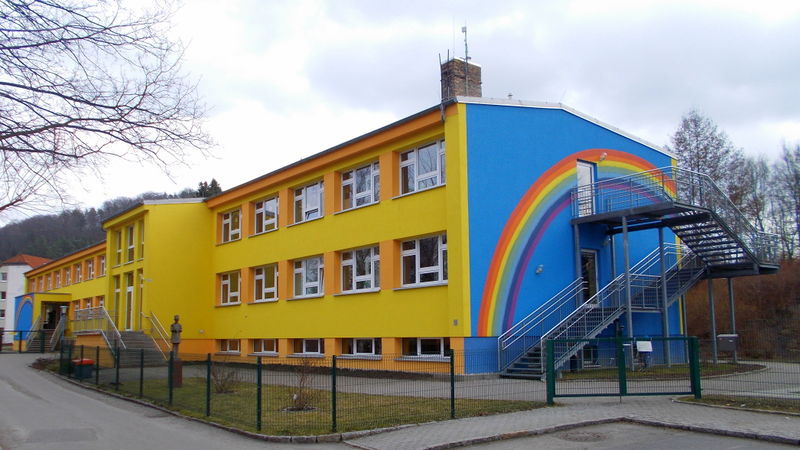 File:2014 Kindergarten Hainsberg.jpg