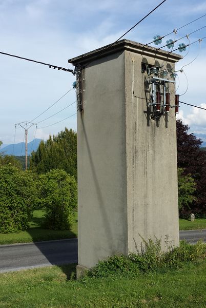 File:French substation tower.jpg