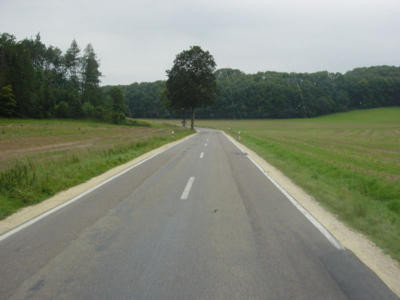 File:Highway secondary-photo.jpg