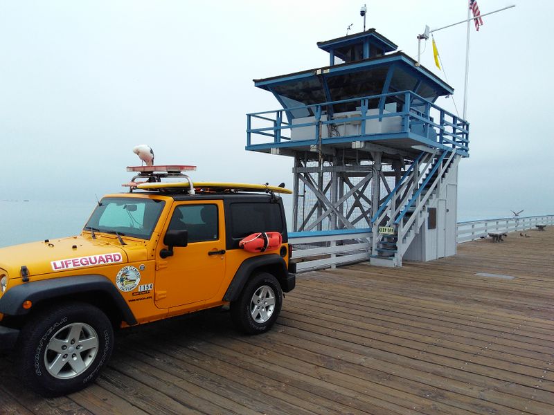 File:San Clemente Lifeguard Tower 2.jpg