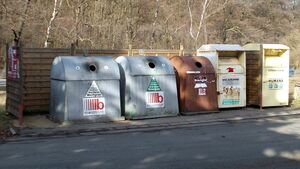 2014 Recycling Container Stellplatz Ulberndorf.jpg