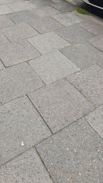 File:Normal sidewalk paving.jpg