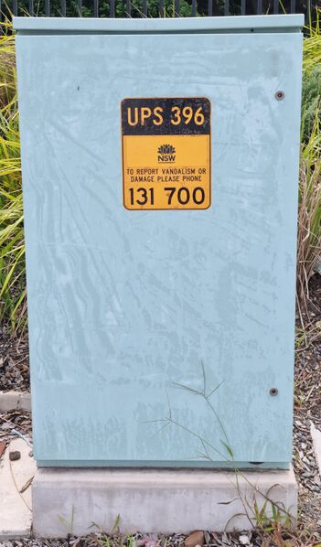 File:Sydney Traffic Control Box UPS 396.jpg