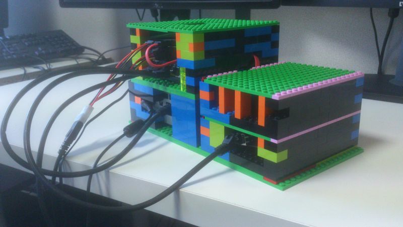 File:OSM Legobox.jpg