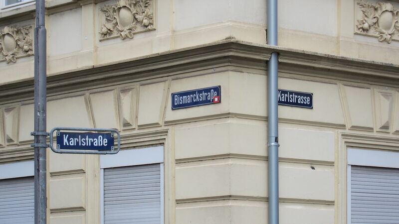 File:KarlstrasseOderKarlstraße.jpg