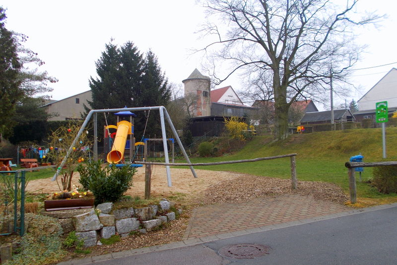 File:2014 Spielplatz in Braunsdorf.jpg