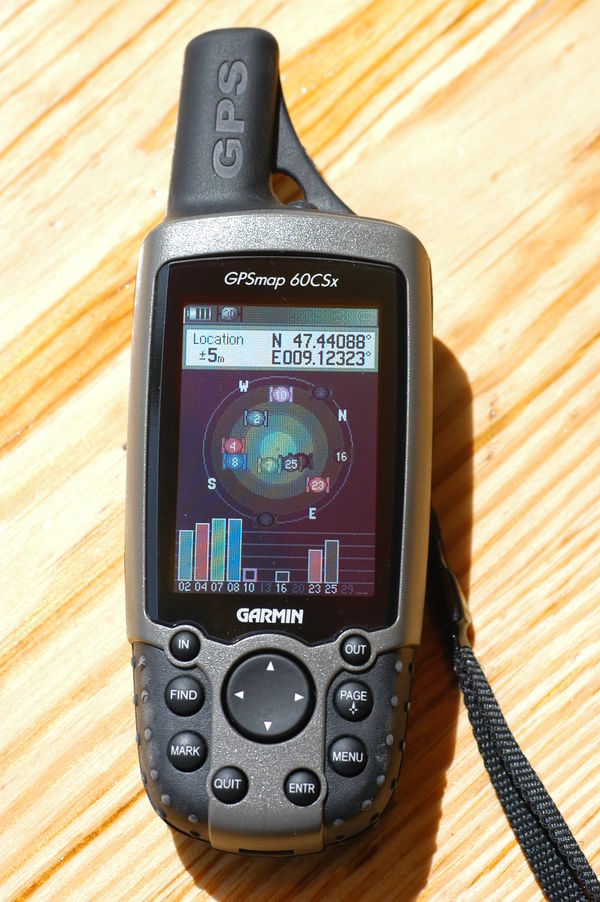 600px Garmin GPSMap 60CSx 