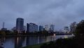 Frankfurt im abendlichen Nieselregen