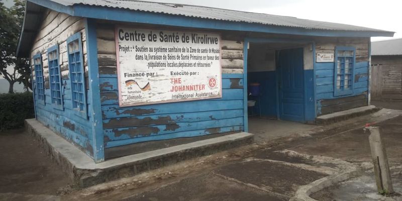 File:Centre de Santé Kirolirwe.jpg