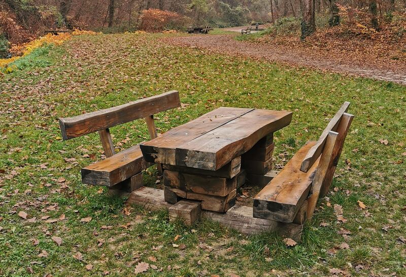 File:Picnic table with backrest in Croatia.jpg