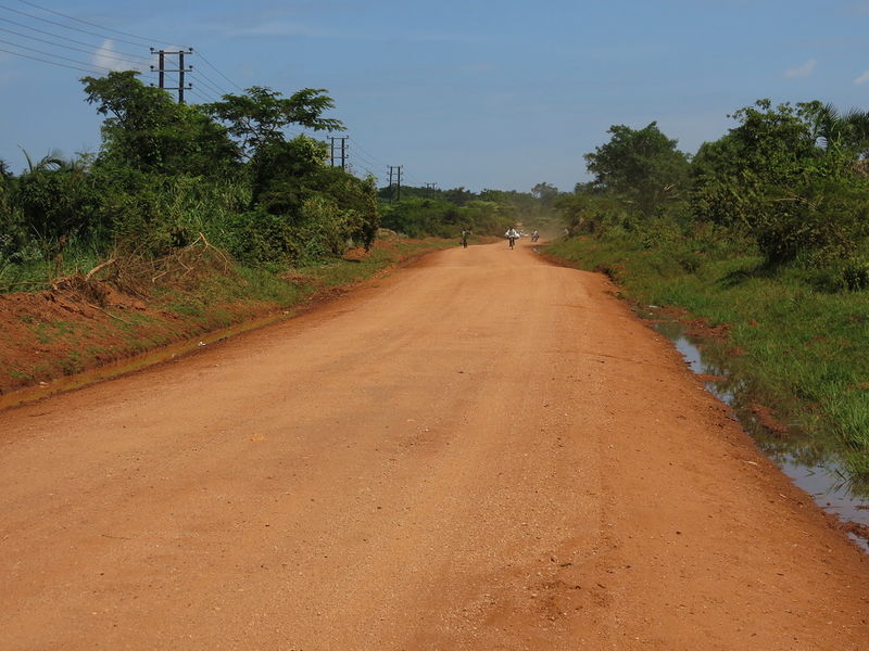 File:Ea highway secondary rural.JPG