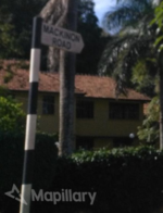 Uganda-Mapillary - Street-level imagery of street name as guidepost.png