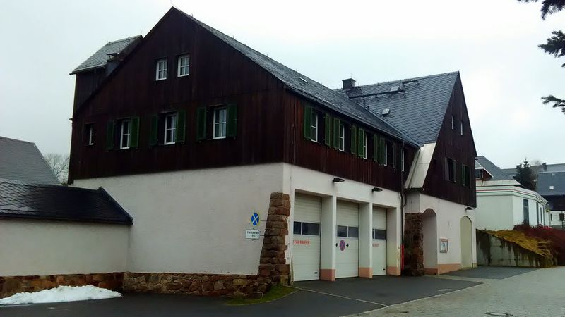 File:2016 Gebäude der Freiwillige Feuerwehr Altenberg.jpg