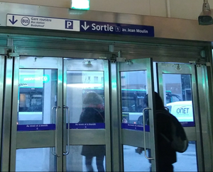 a subway entrance in the Paris region