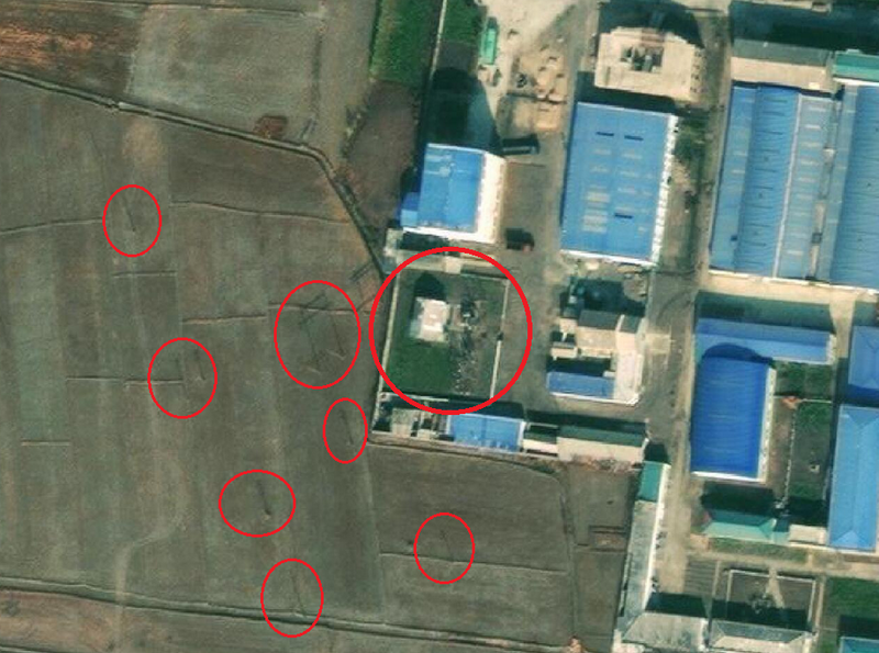 File:Substation and power line 40.45118 128.91312 - North Korea.png