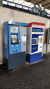 Fahrkartenautomaten am Chemnitzer Hauptbahnhof.jpg