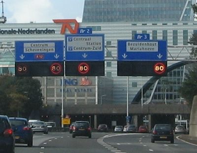 A12 Den Haag junction 2 and 3 signs.jpg